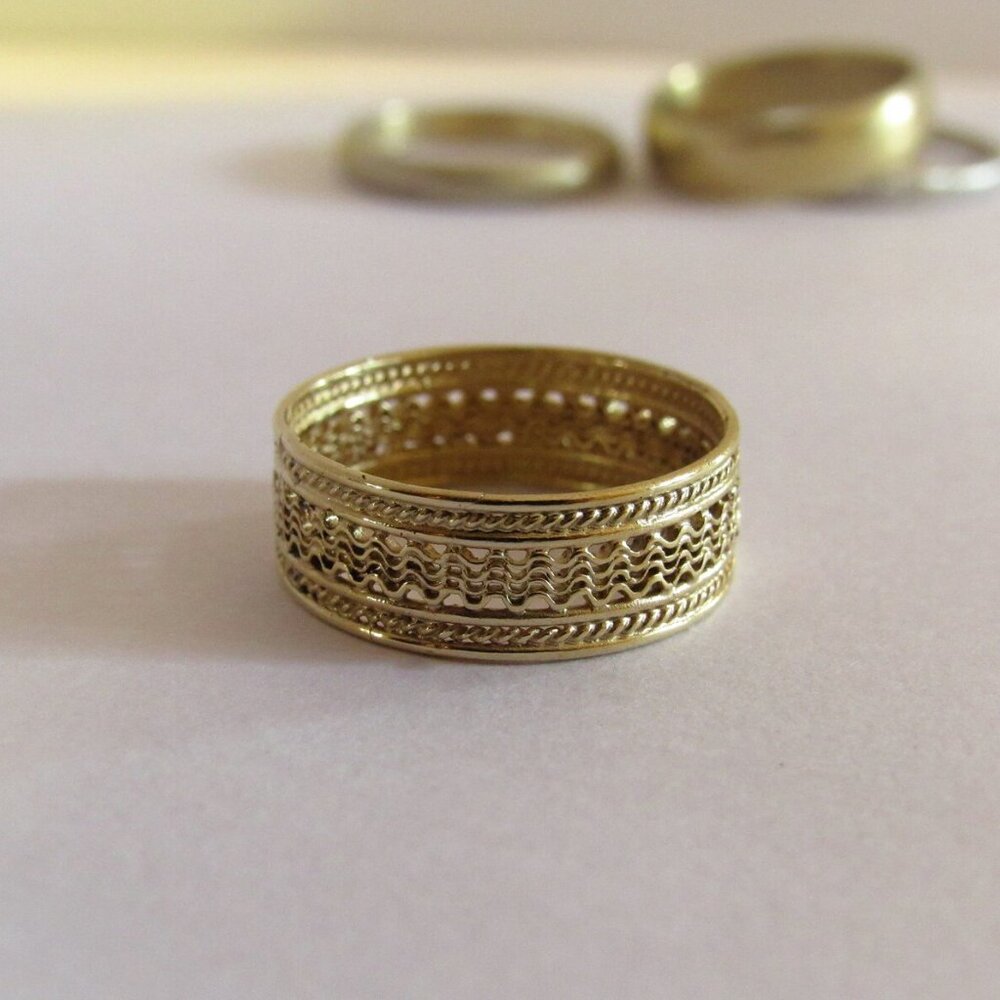 Wedding ring. 14k yellow gold wedding filigree ring for men/women. UNIQUE - Picture 10 of 10